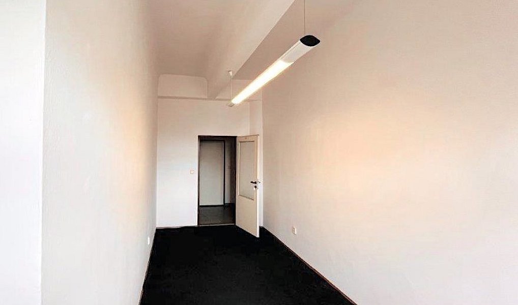 Pronájem kanceláře 40 m², Uherský Brod – náhled fotky 9