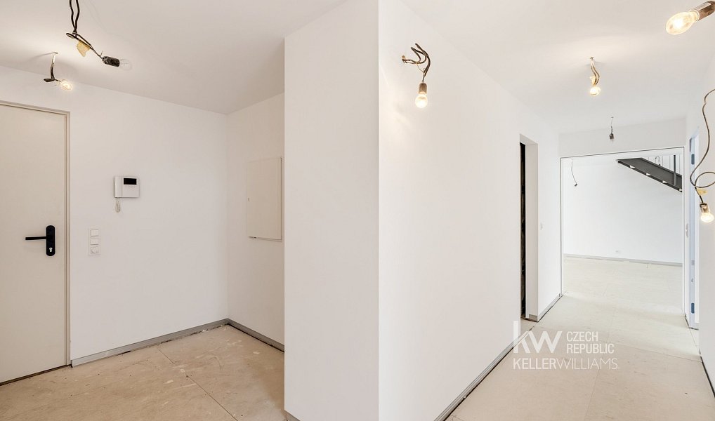 Prodej bytu 4+kk 165 m², Praha – náhled fotky 25