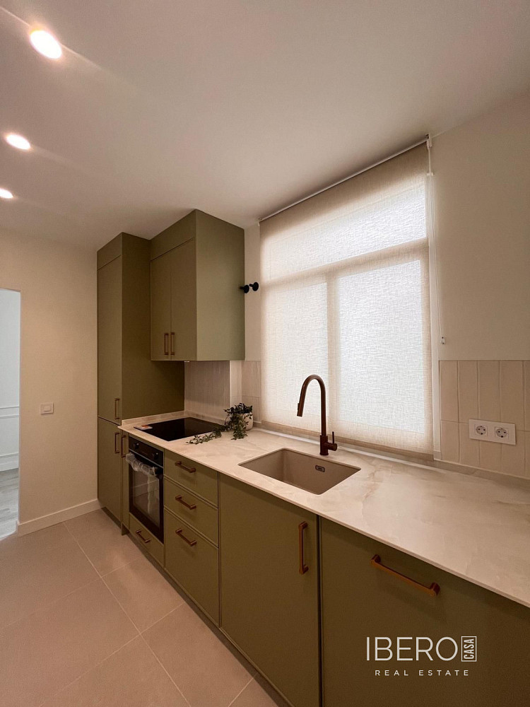 Piso 5+kk – Málaga, Centro Histórico, Centro - Vista 2