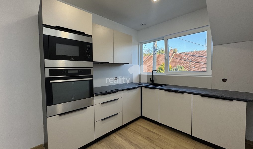 Pronájem bytu 3+kk 53 m², Sobotovice – náhled fotky 3