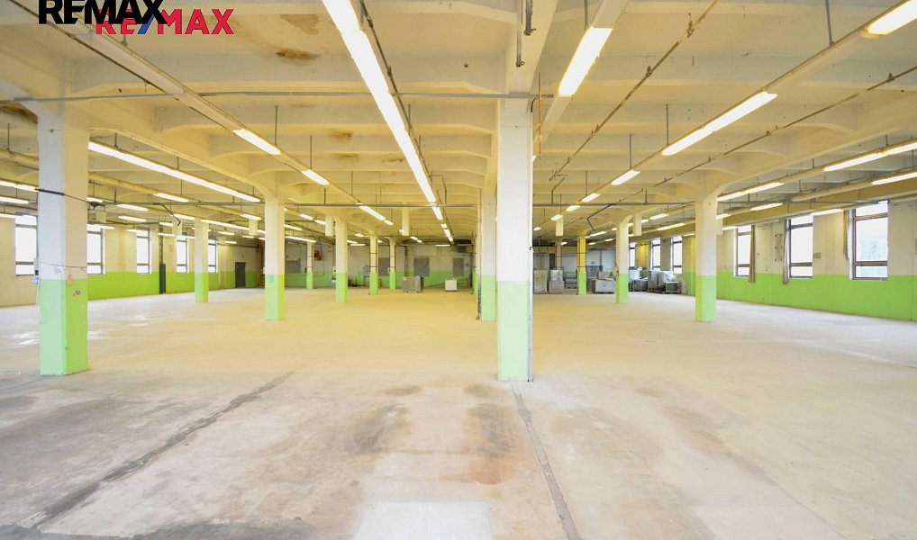 Pronájem výrobních prostor 1 422 m², Černožice – náhled fotky 8