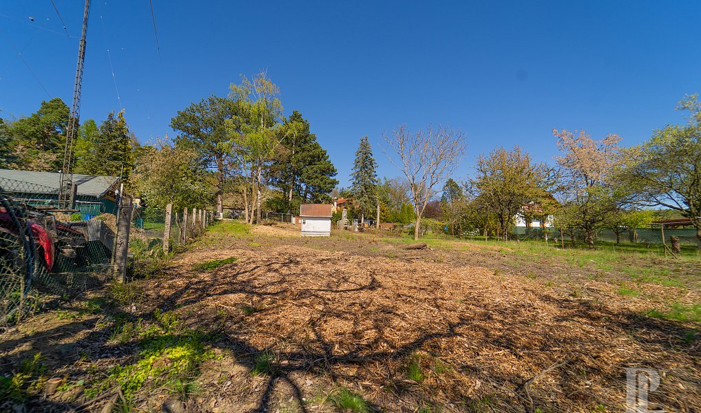 Prodej zahrady 1 000 m², Plzeň – náhled fotky 8