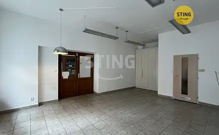 Pronájem obchodních prostor 38 m², Drůbeží trh, Opava - Město
