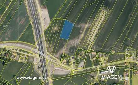 Prodej pole 1 992 m², Dolní Ředice, okres Pardubice