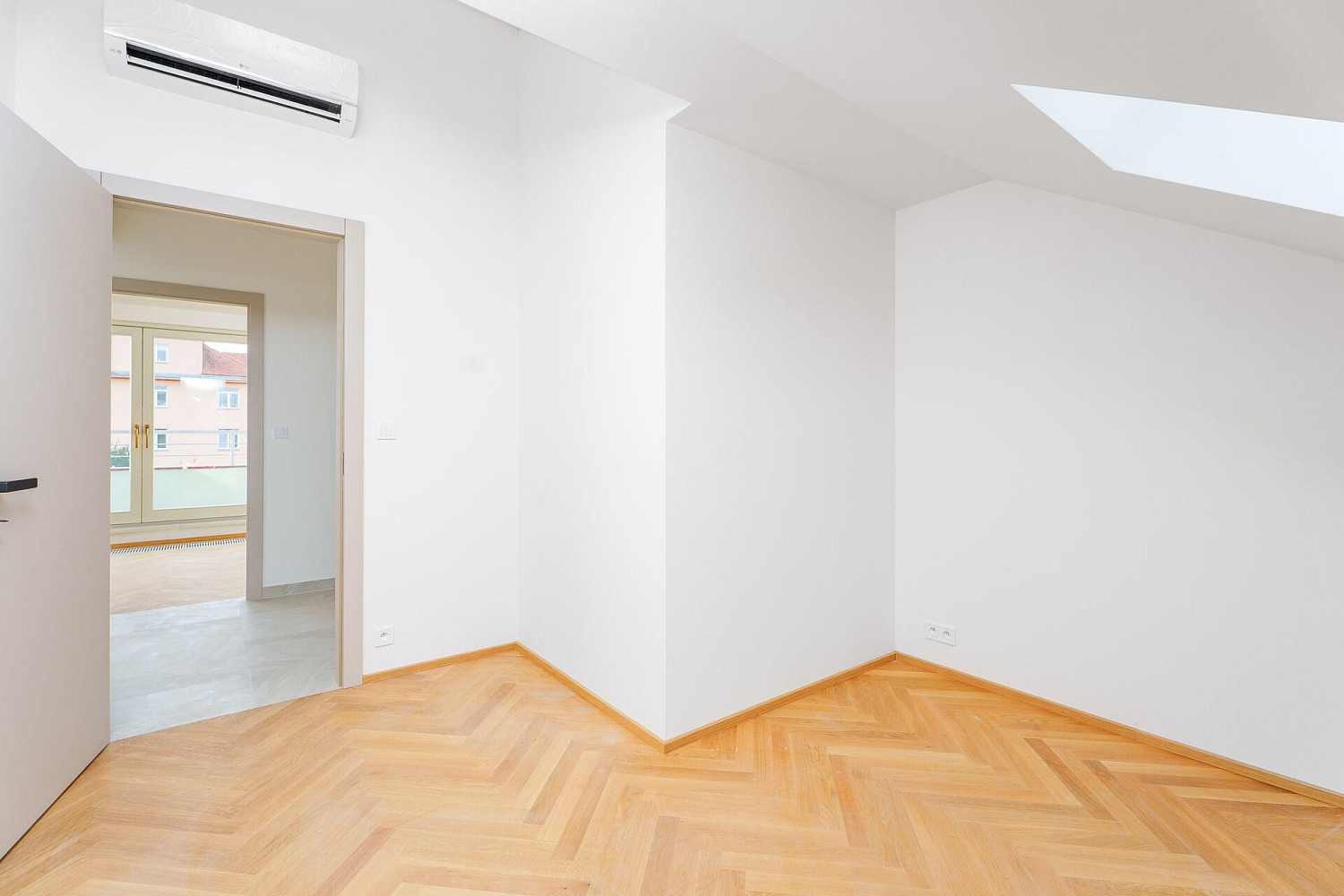 Prodej bytu 3+kk 81 m² – fotografie 5