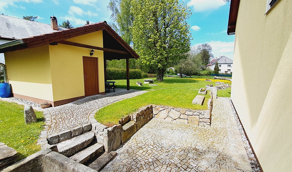 Prodej domu 160 m² s pozemkem 638 m², Horní Planá – náhled fotky 7