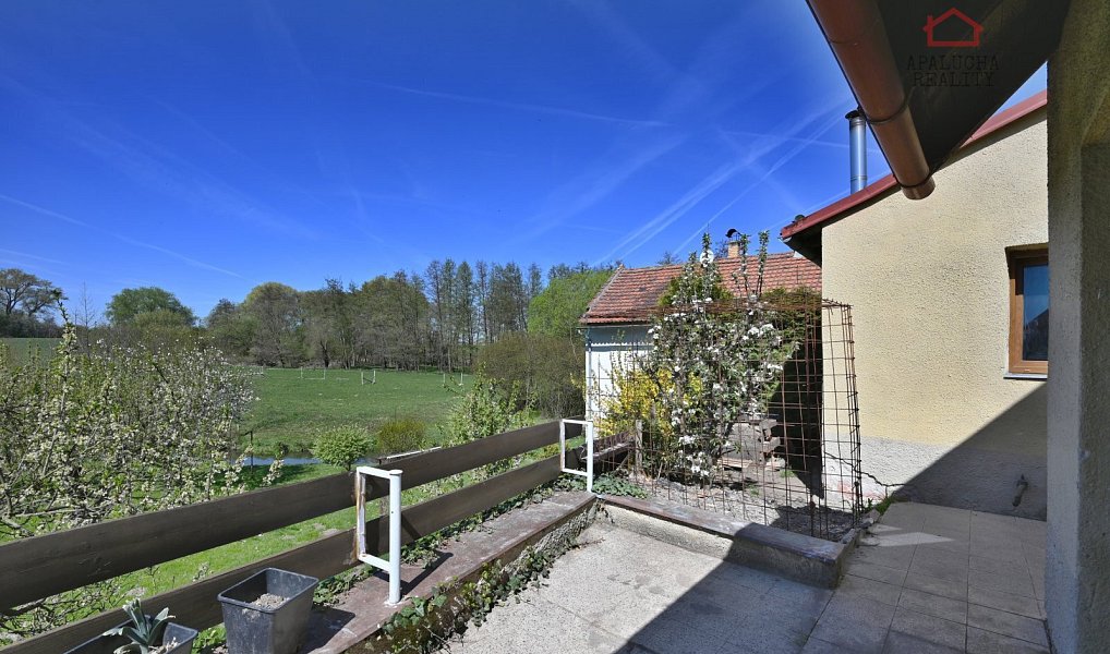 Prodej domu 70 m² s pozemkem 147 m², Svojšice – náhled fotky 19