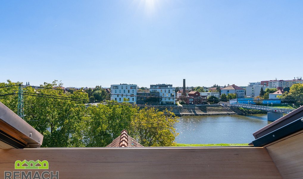 Prodej bytu 4+kk 112 m², Staré Město – náhled fotky 12