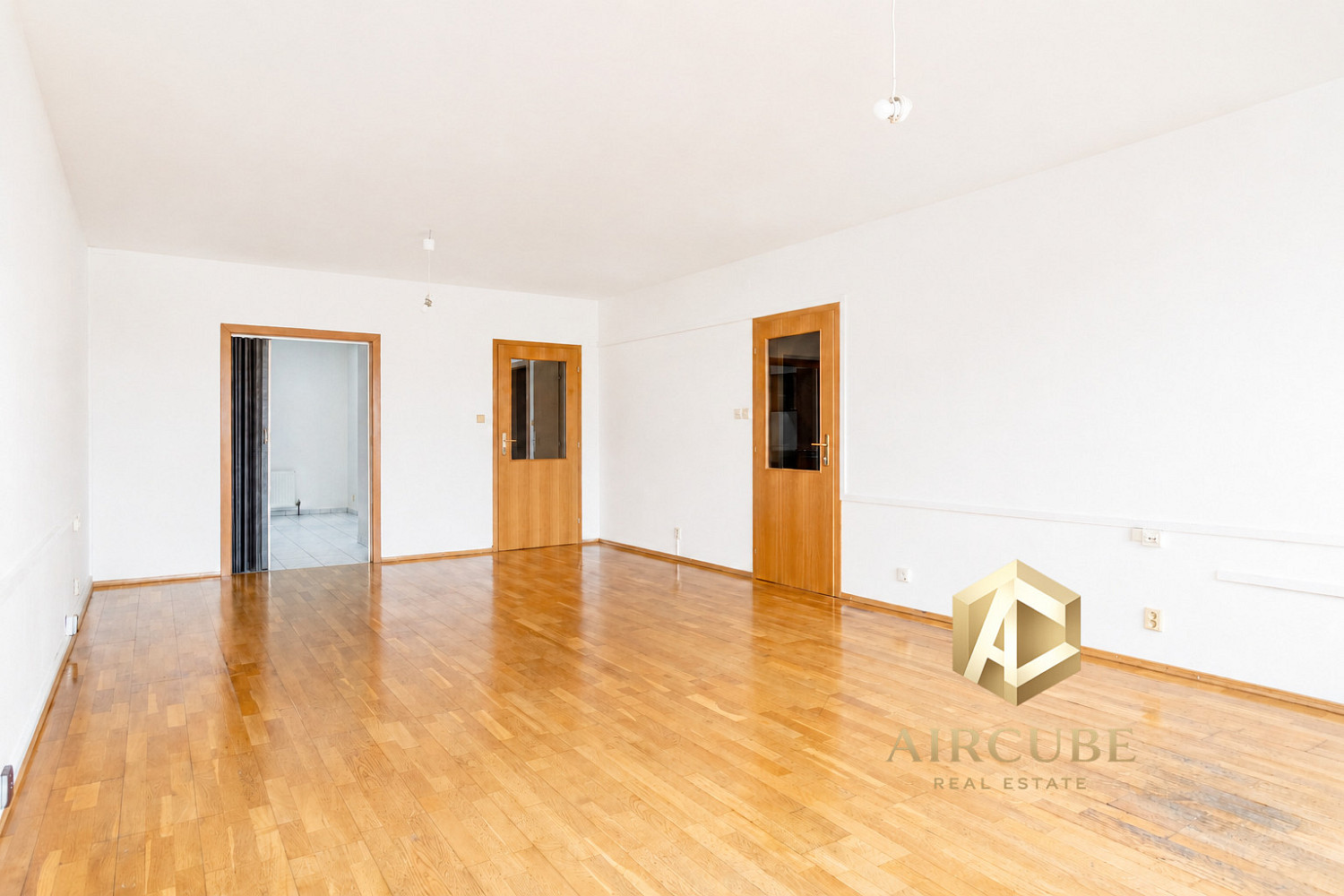 Pronájem bytu 3+1 92 m² – fotografie 4
