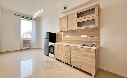 Pronájem bytu 1+kk 19 m², Dobrovodská, České Budějovice - České Budějovice 4