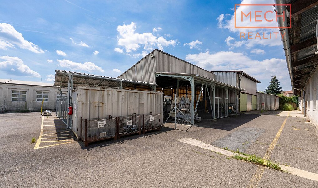 Prodej komerčního objektu (jiného typu) 1 052 m², Bzenec – náhled fotky 16