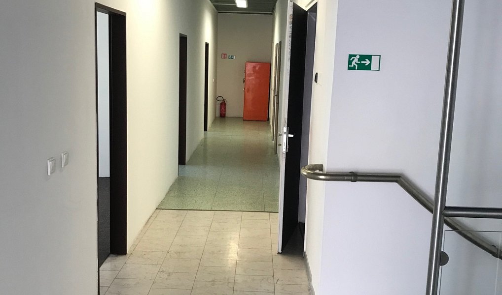 Pronájem obchodních prostor 160 m², Náchod – náhled fotky 5