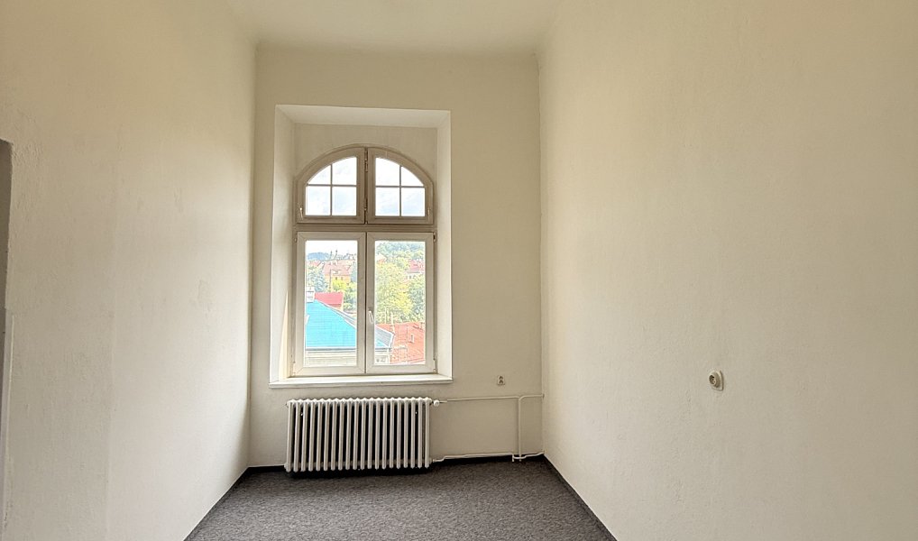Pronájem kanceláře 30 m², Děčín – náhled fotky 13