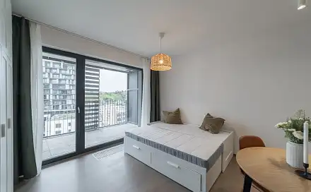 Pronájem bytu 1+kk 32 m², Mezi vodami, Praha 4 - Modřany