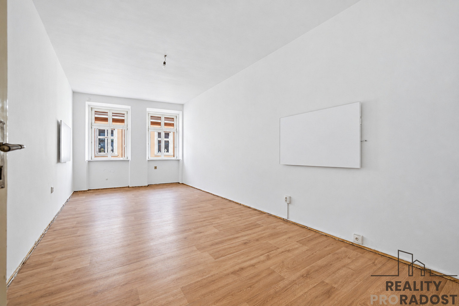 Pronájem kanceláře 157 m²