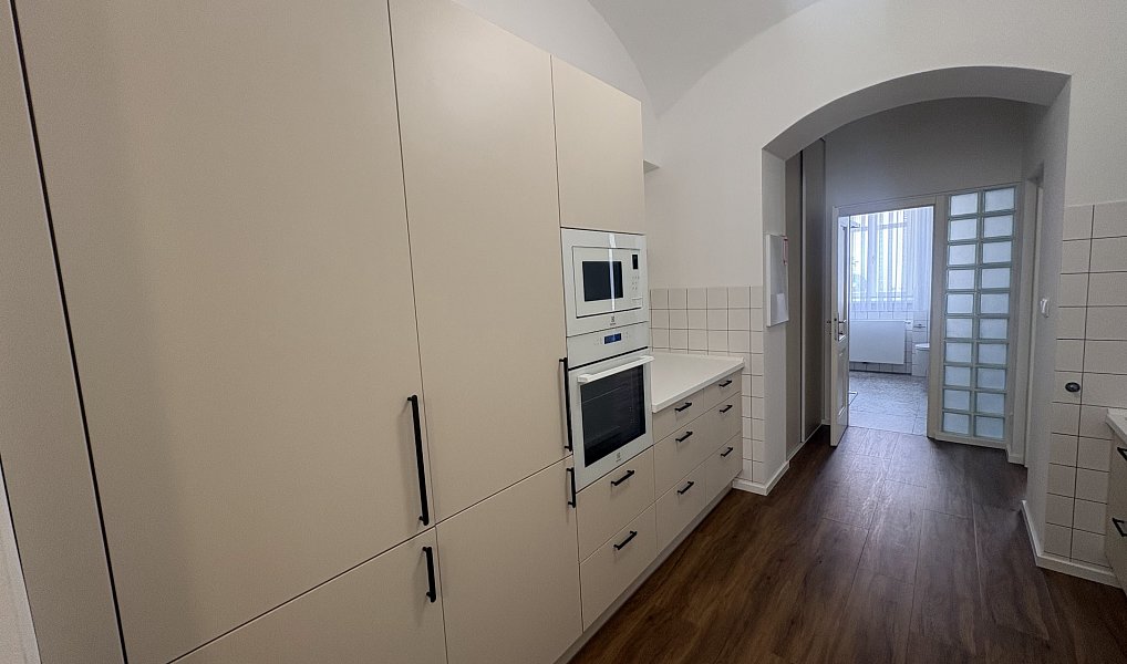Pronájem bytu 3+kk 71 m², Jičín – náhled fotky 8