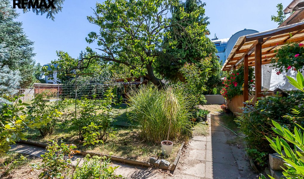 Prodej domu 181 m² s pozemkem 900 m², Praha – náhled fotky 25