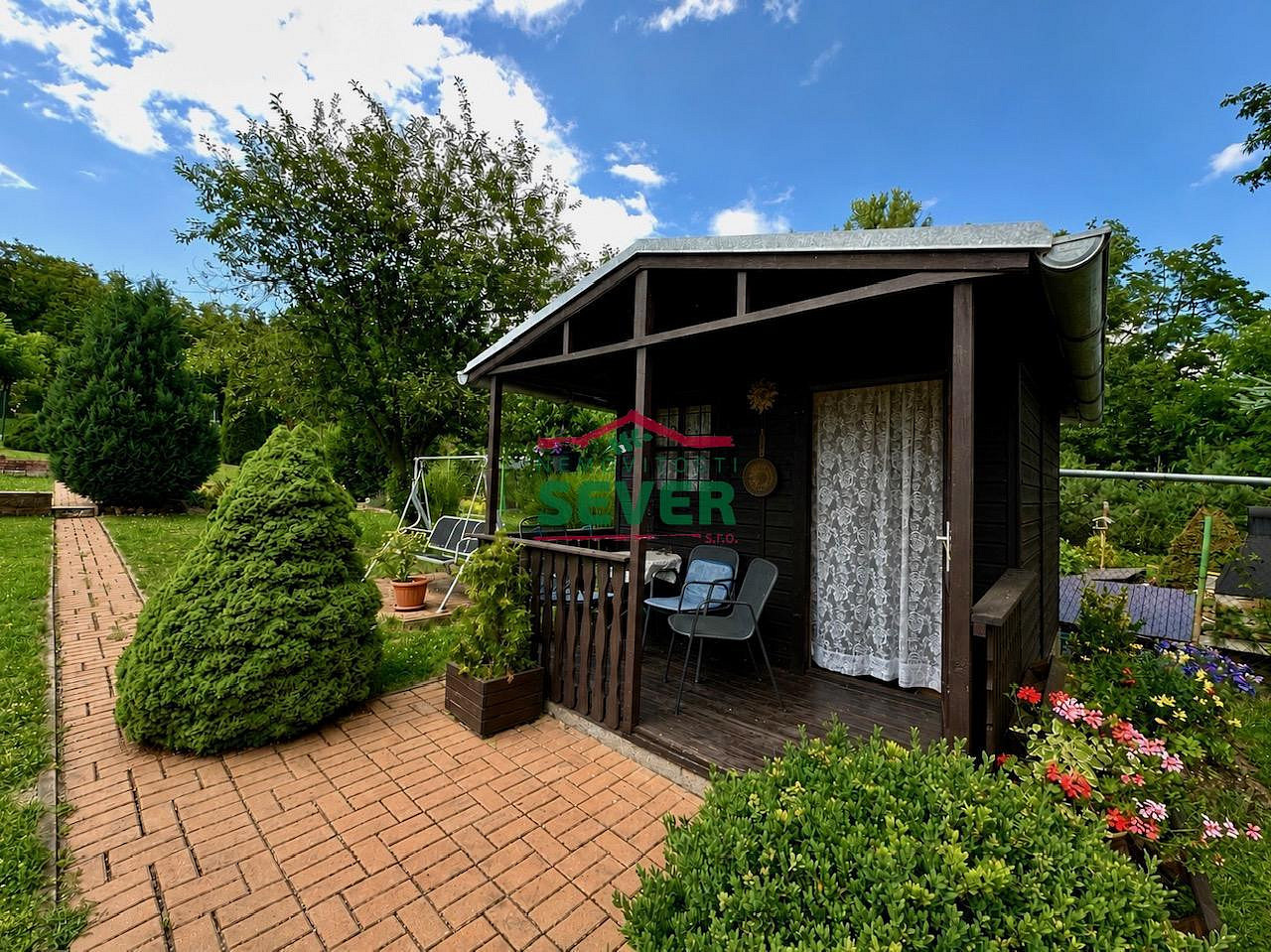 Prodej zahrady 930 m²
