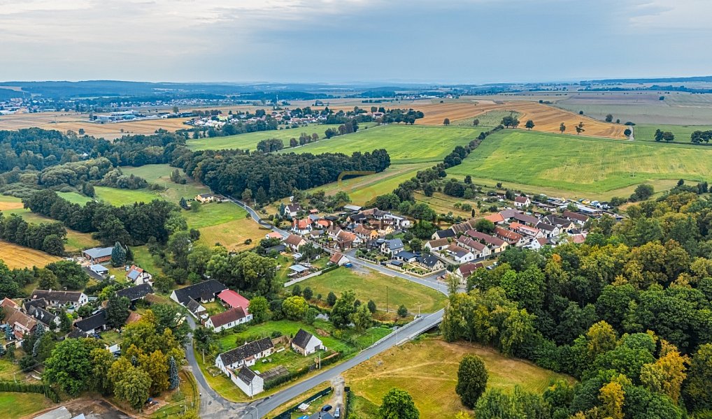 Prodej stavebního pozemku 1 745 m², Přehořov – náhled fotky 7