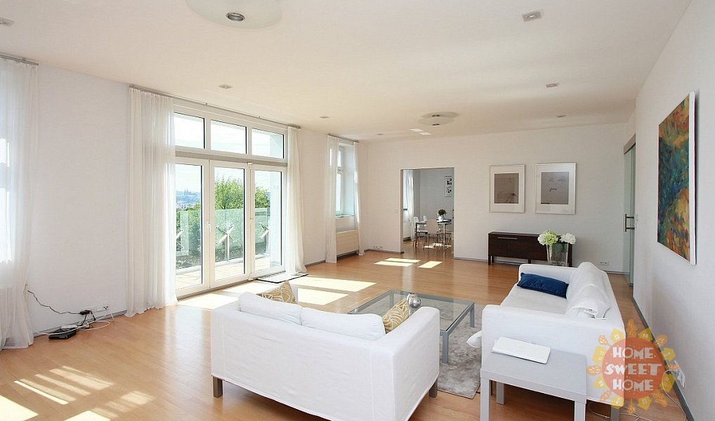 Pronájem bytu 6+kk 204 m², Praha – náhled fotky 9