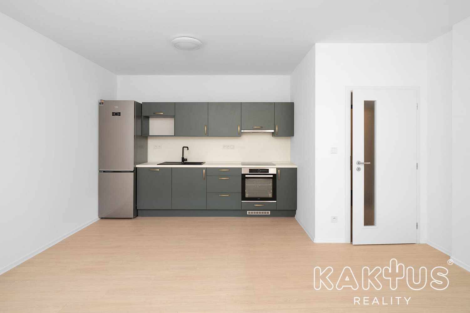 Pronájem bytu 2+kk 48 m² – fotografie 3
