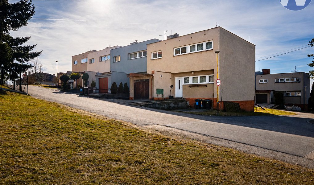 Prodej domu 127 m² s pozemkem 135 m², Nečín – náhled fotky 3