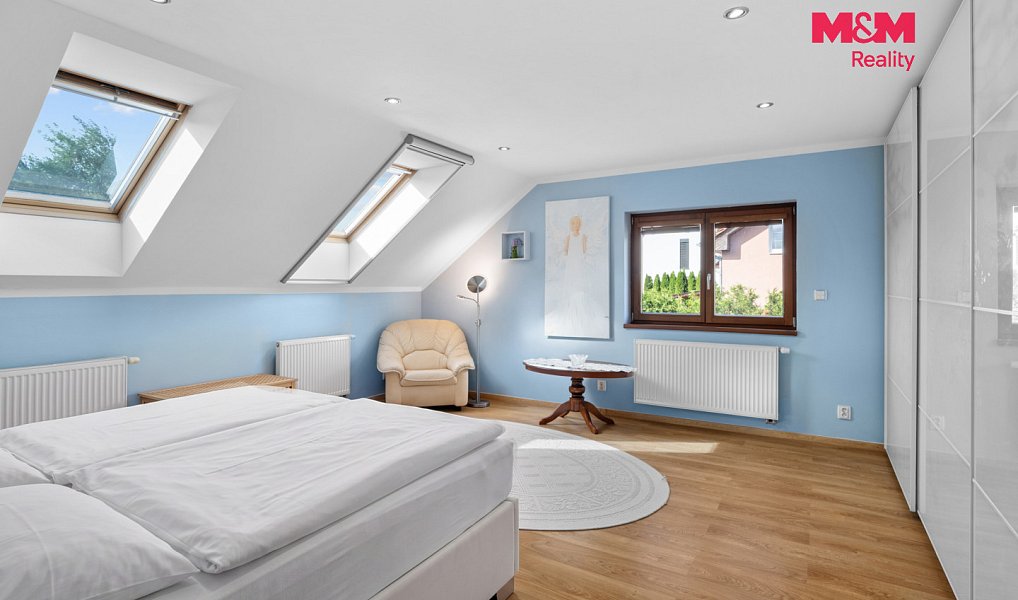 Prodej domu 305 m² s pozemkem 912 m², Hradečno – náhled fotky 8