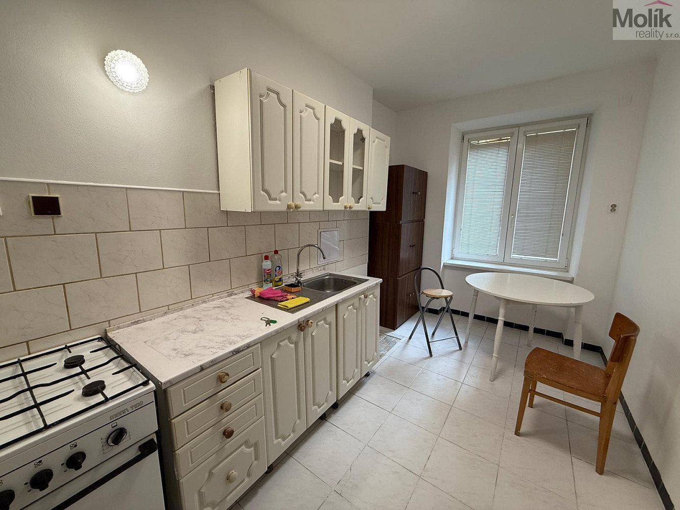 Pronájem bytu 1+1 35 m² – fotografie 2