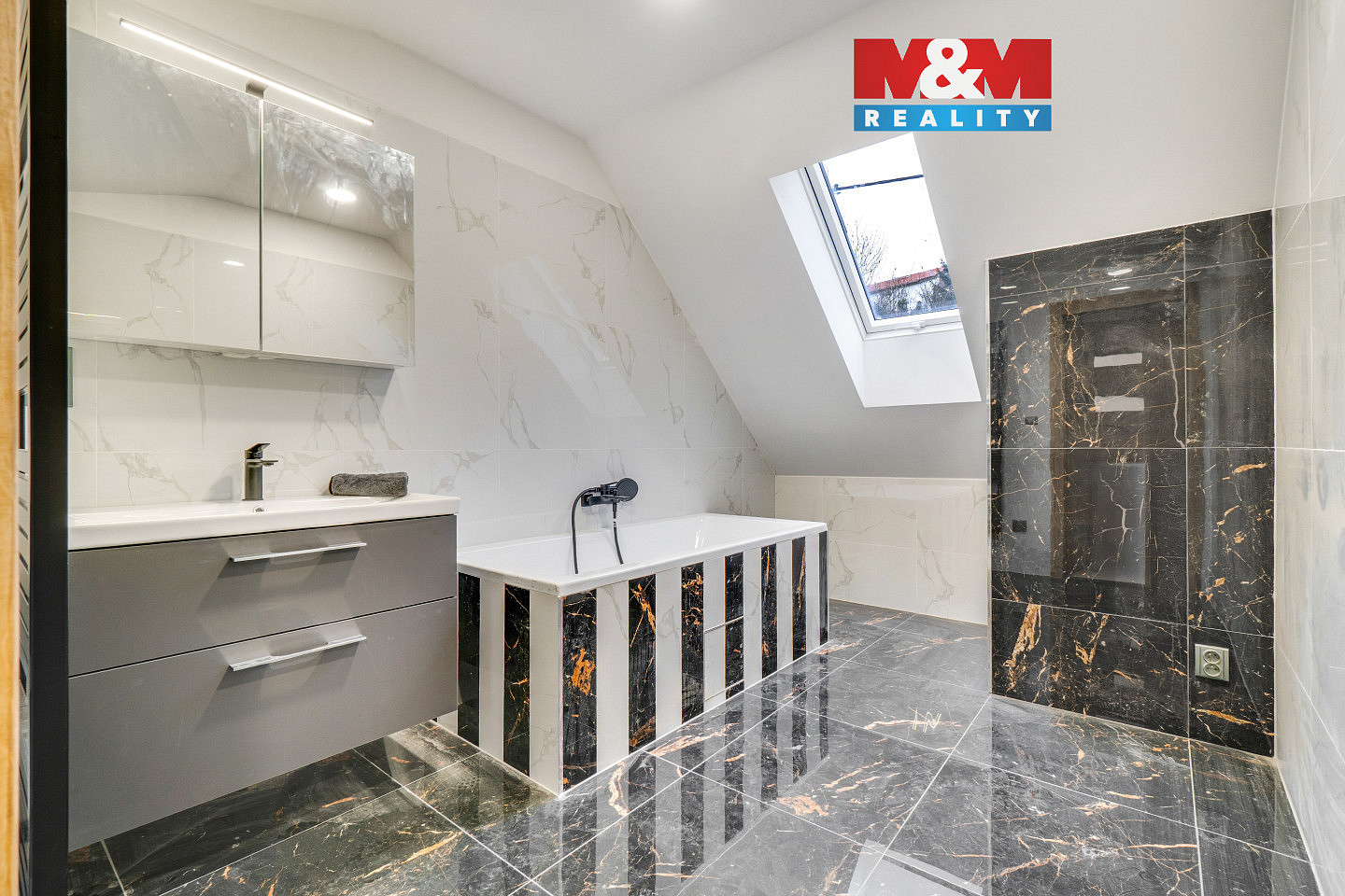 Prodej domu 138 m² s pozemkem 98 m²