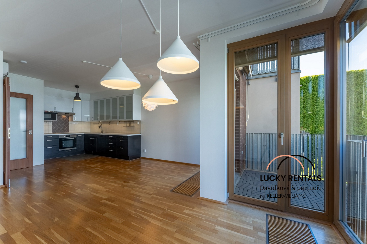Pronájem bytu 3+kk 76 m²