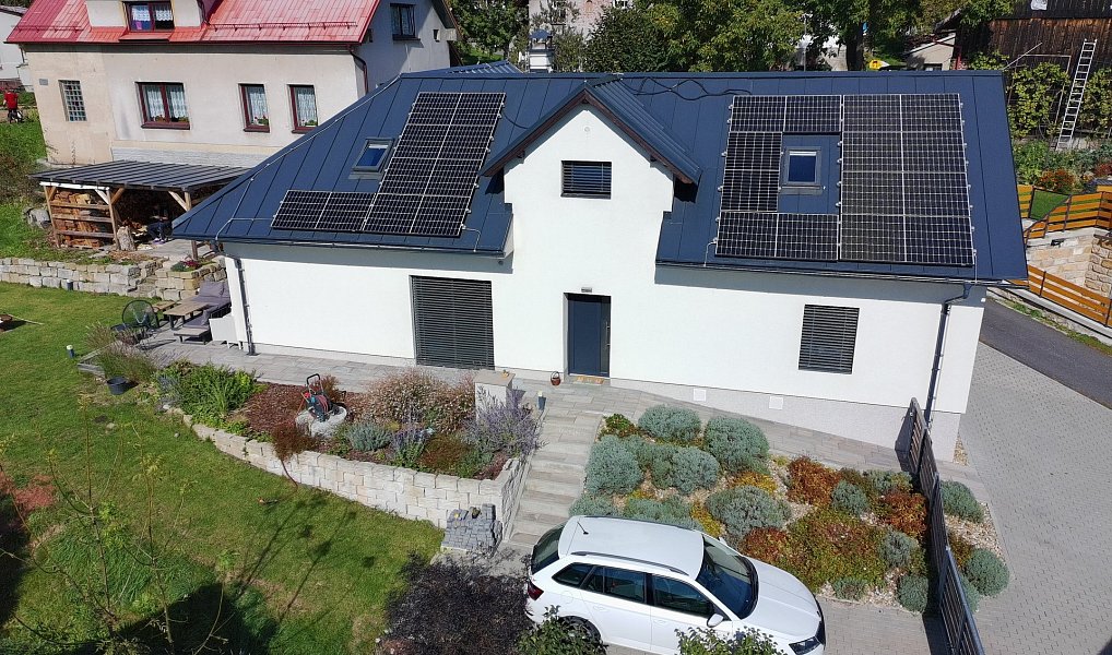 Prodej domu 189 m² s pozemkem 1 127 m², Radostná pod Kozákovem – náhled fotky 3