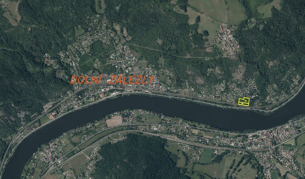 Prodej pozemku 6 128 m², Dolní Zálezly – náhled fotky 2
