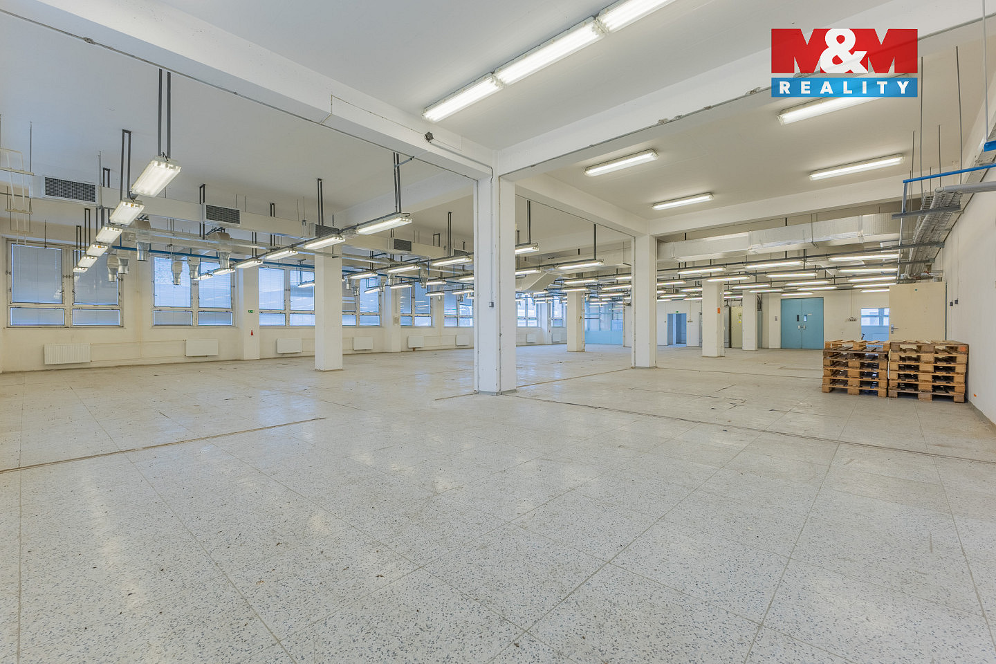 Pronájem skladovacích prostor 724 m² — photo 2