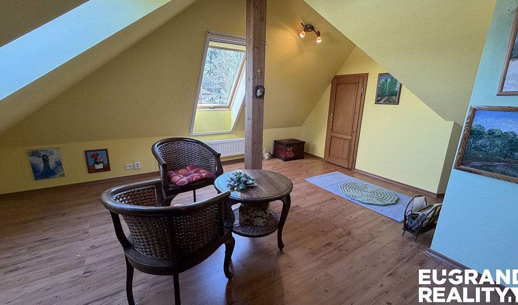 Prodej domu 98 m² s pozemkem 531 m², Šluknov – náhled fotky 23