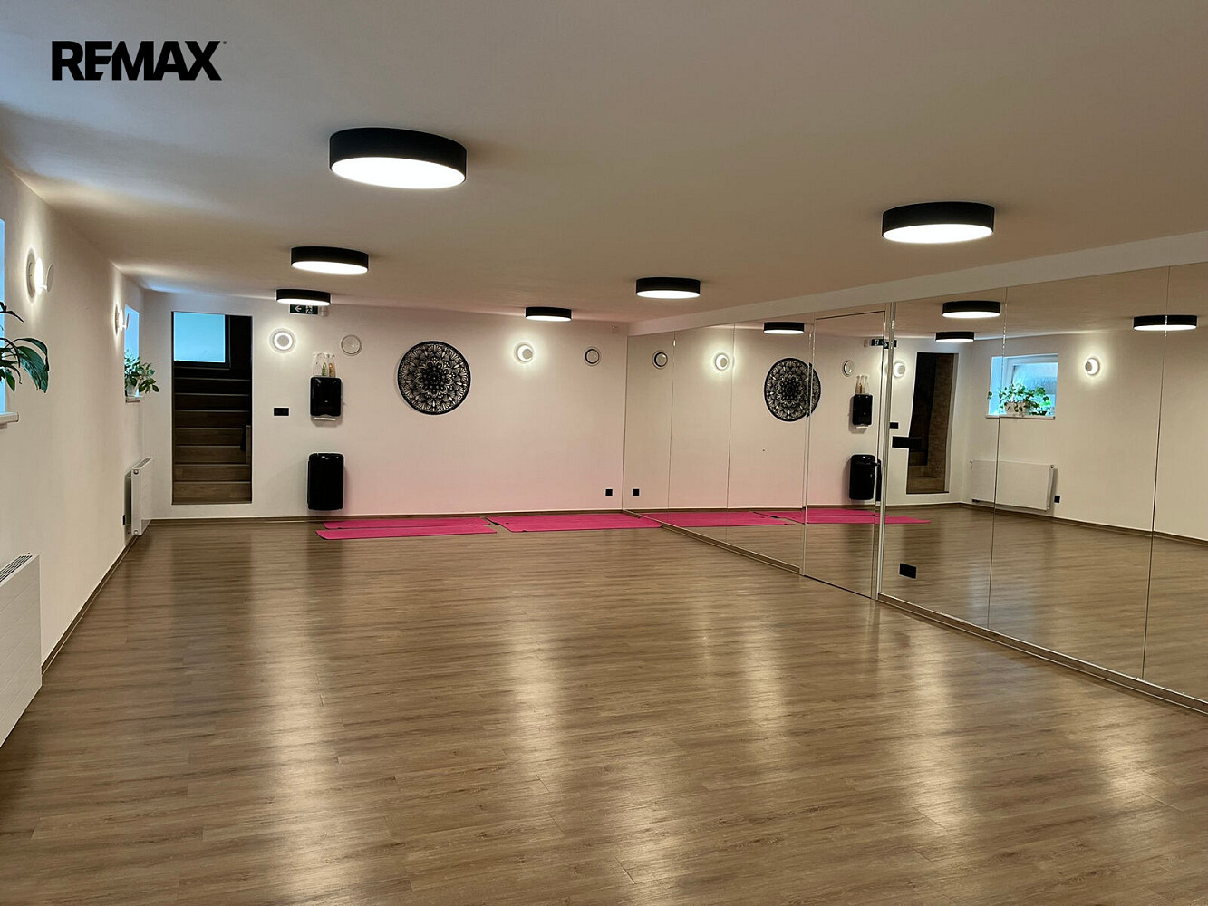 Pronájem obchodních prostor 192 m² – fotografie 4