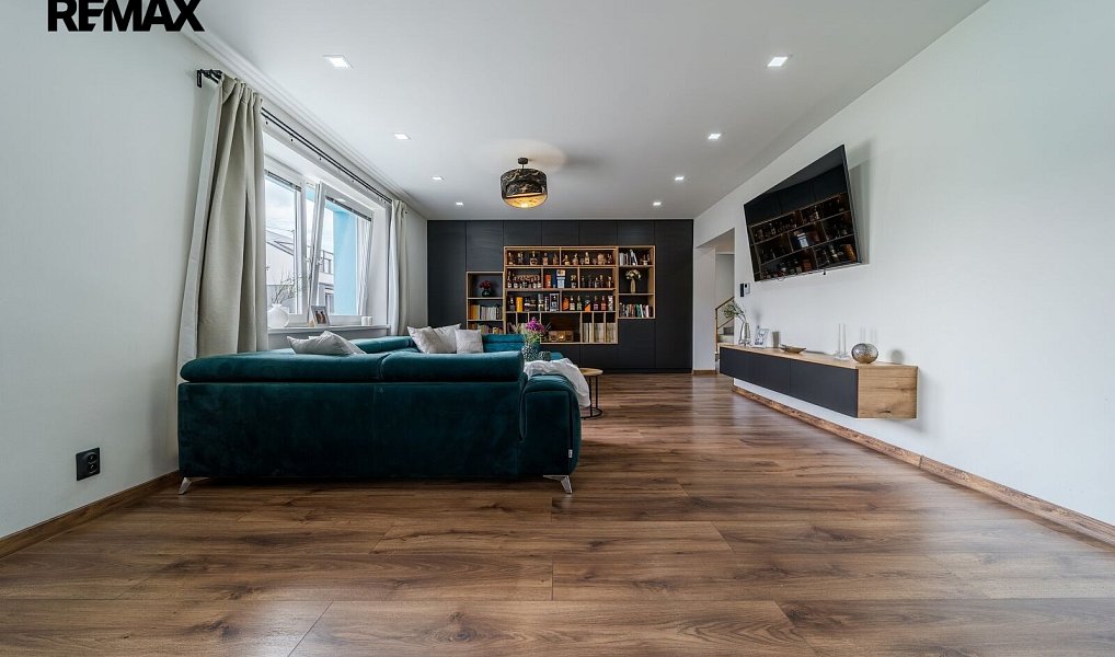 Prodej domu 290 m² s pozemkem 671 m², Ratíškovice – náhled fotky 26