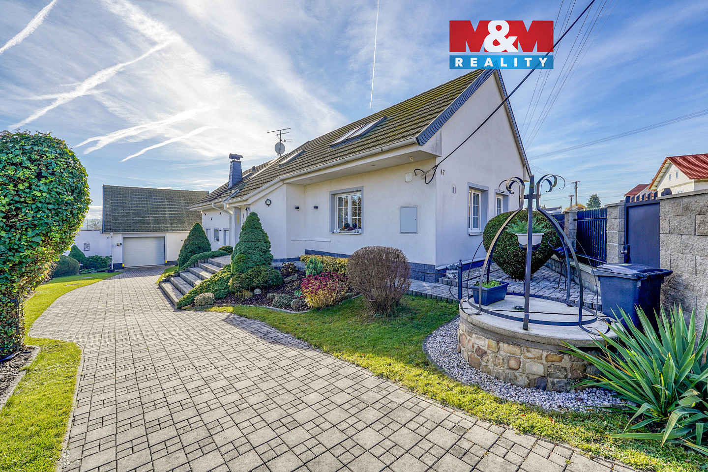 Prodej domu 225 m² s pozemkem 570 m²