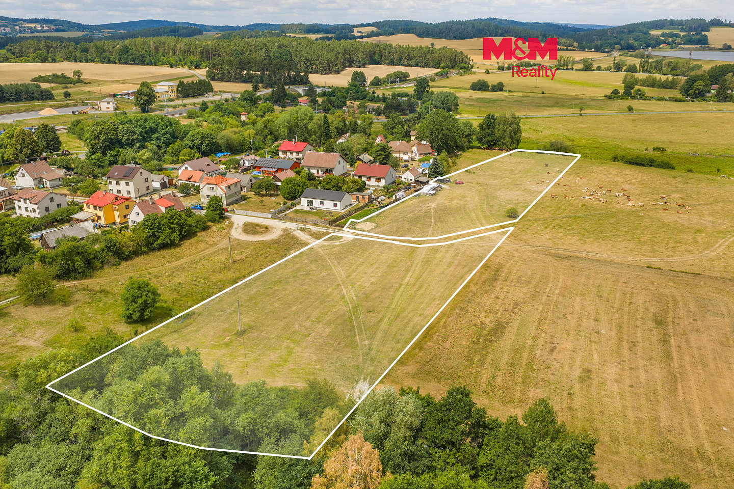 Prodej stavebního pozemku 11 235 m²