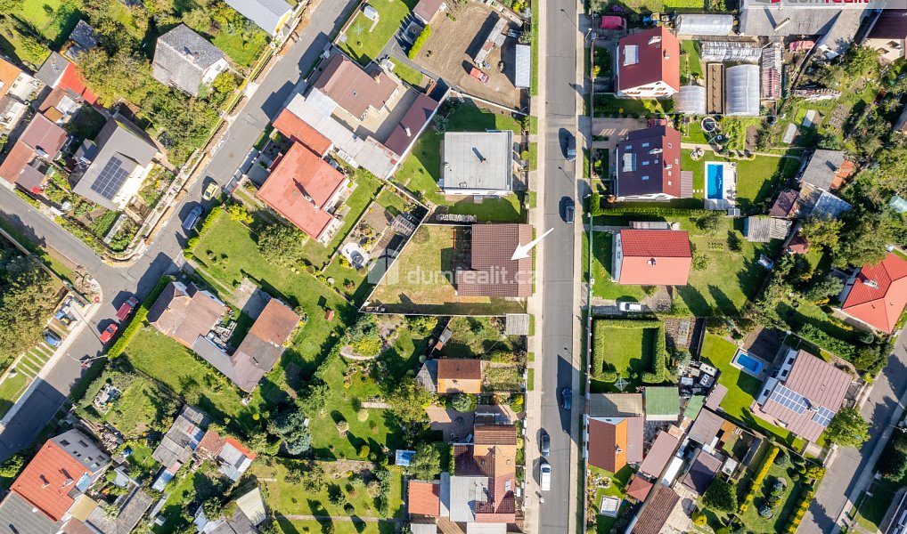 Prodej domu 460 m² s pozemkem 225 m², Vědomice – náhled fotky 32