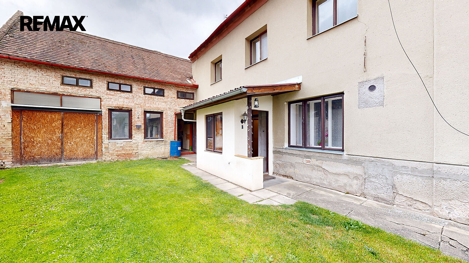 Prodej domu 126 m² s pozemkem 953 m² – fotografie 2