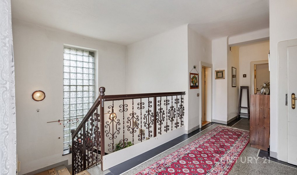 Prodej domu 215 m² s pozemkem 1 960 m², Škvorec – náhled fotky 14