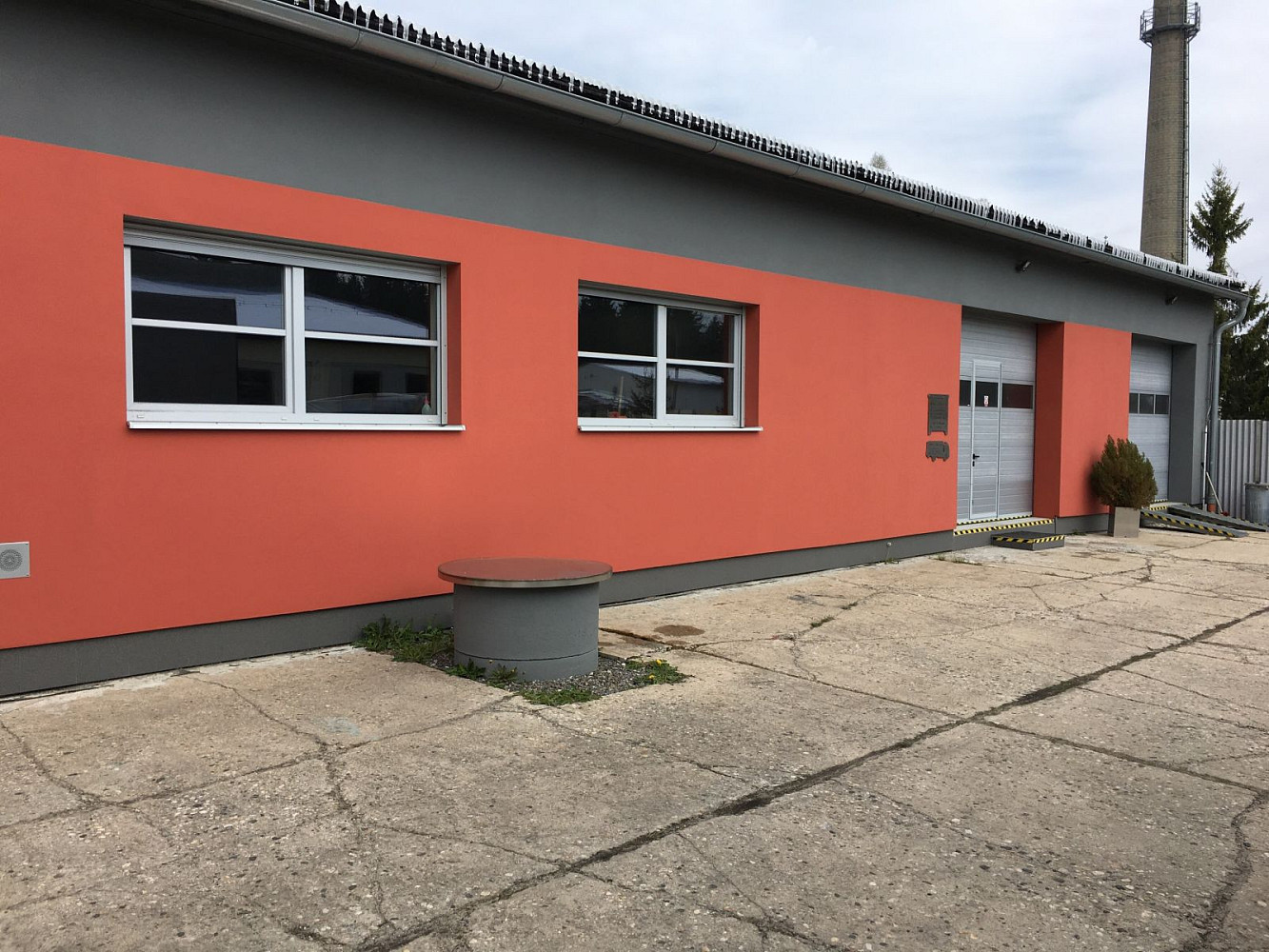 Prodej výrobních prostor 215 m²