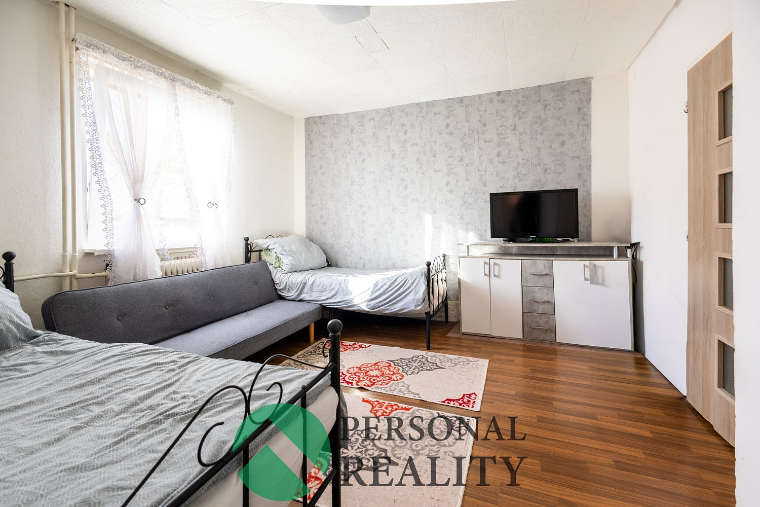 Prodej domu 200 m² s pozemkem 432 m² – fotografie 3