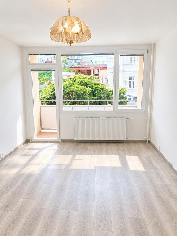 Pronájem bytu 3+1 84 m² – fotografie 5