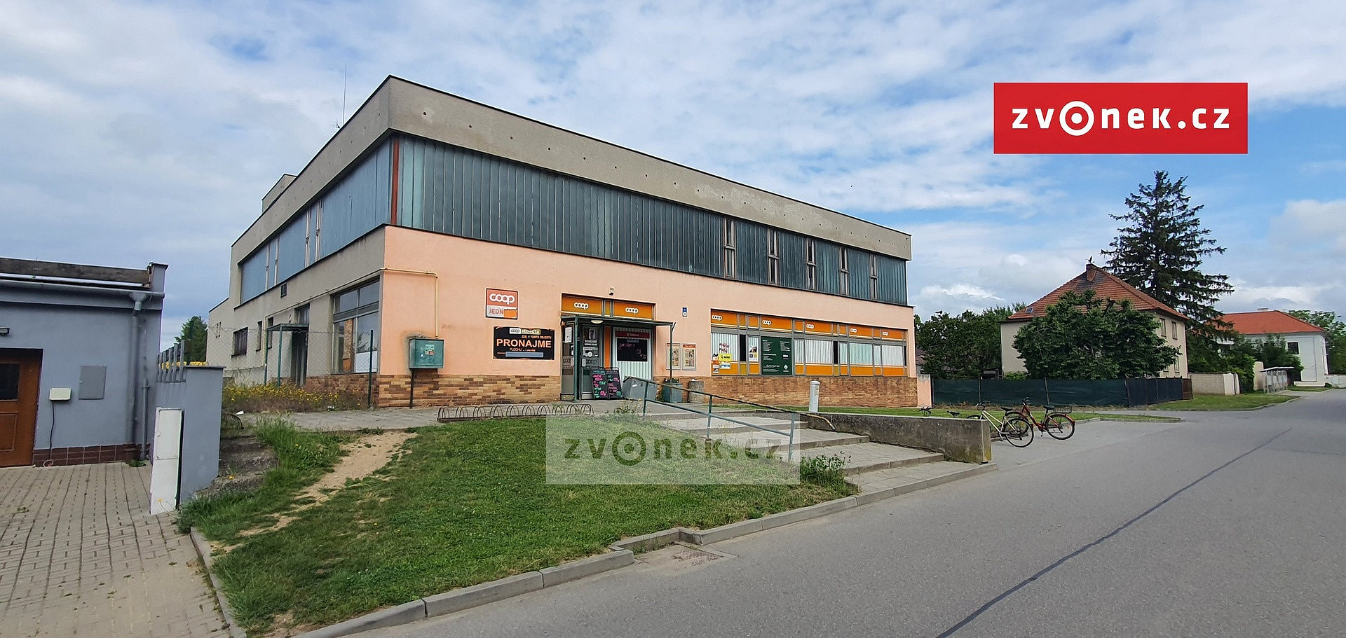 Pronájem obchodních prostor 65 m² – fotografie 2