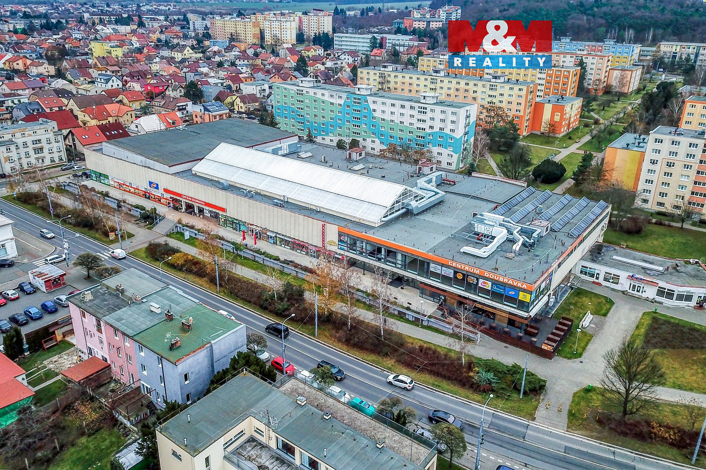 Pronájem obchodních prostor 42 m²