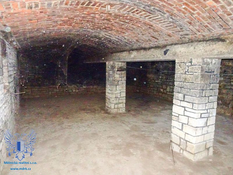 Prodej skladovacích prostor 163 m² – fotografie 3