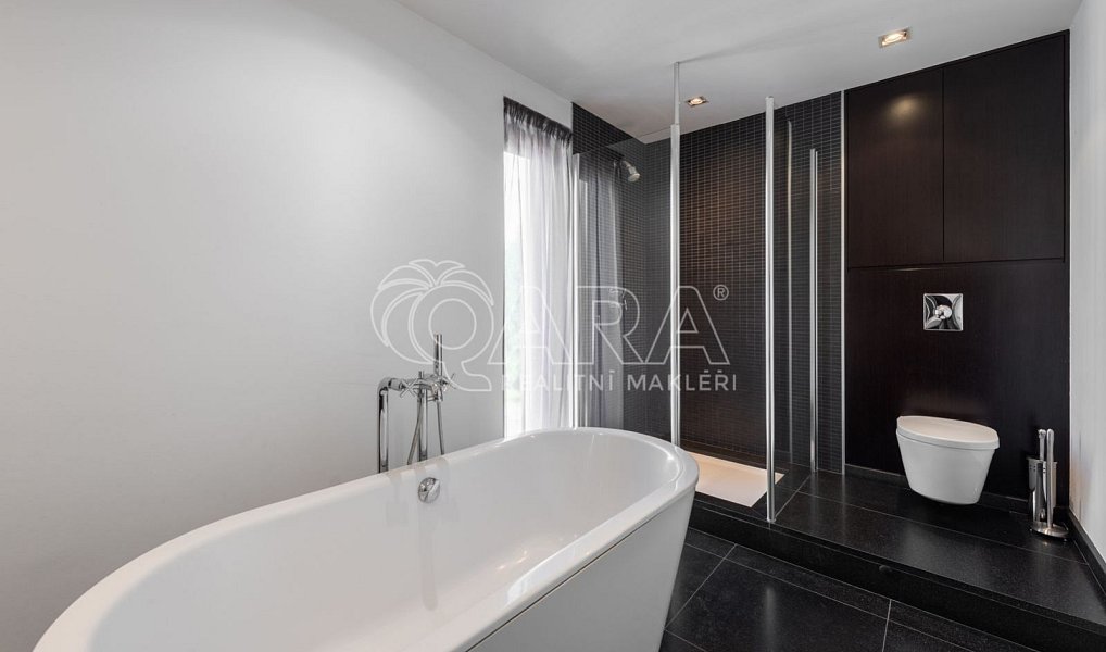 Prodej domu 285 m² s pozemkem 848 m², Statenice – náhled fotky 22