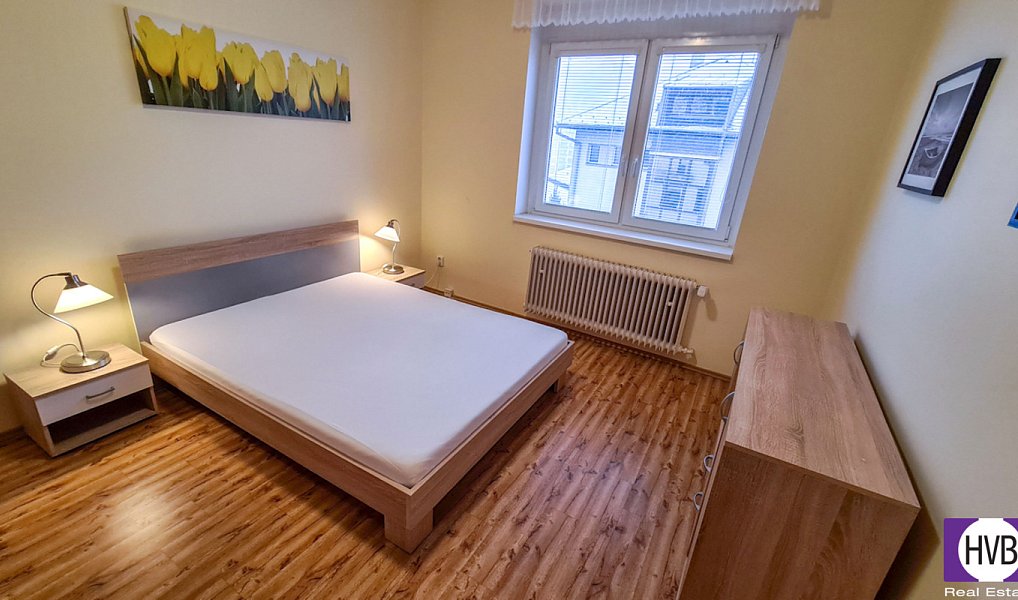 Prodej domu 255 m² s pozemkem 384 m², Praha – náhled fotky 3
