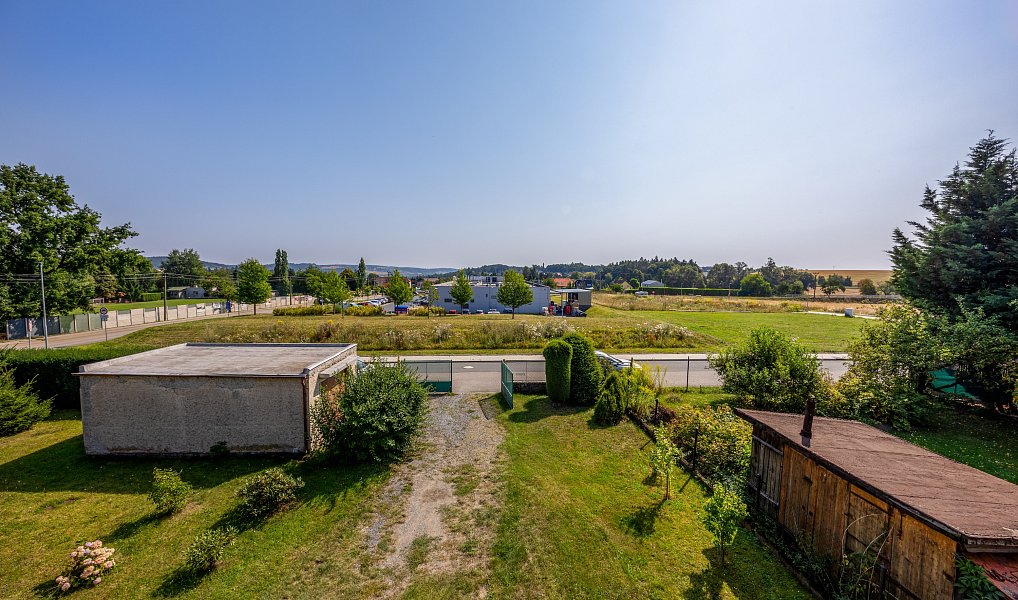 Prodej domu 193 m² s pozemkem 1 302 m², Strančice – náhled fotky 41